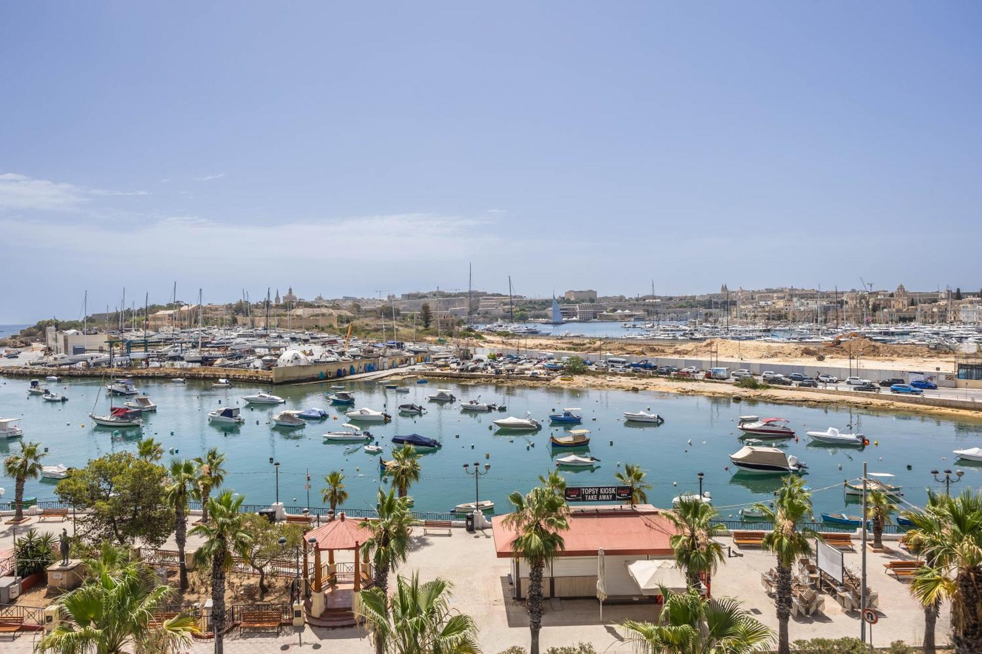 New Duplex Penthouse W Breathtaking Views By Sf Homes Gzira Eksteriør bilde